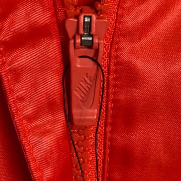 Nike Varsity Red and White Performance Jacket Youth Size XL NWT - Picture 9 of 12